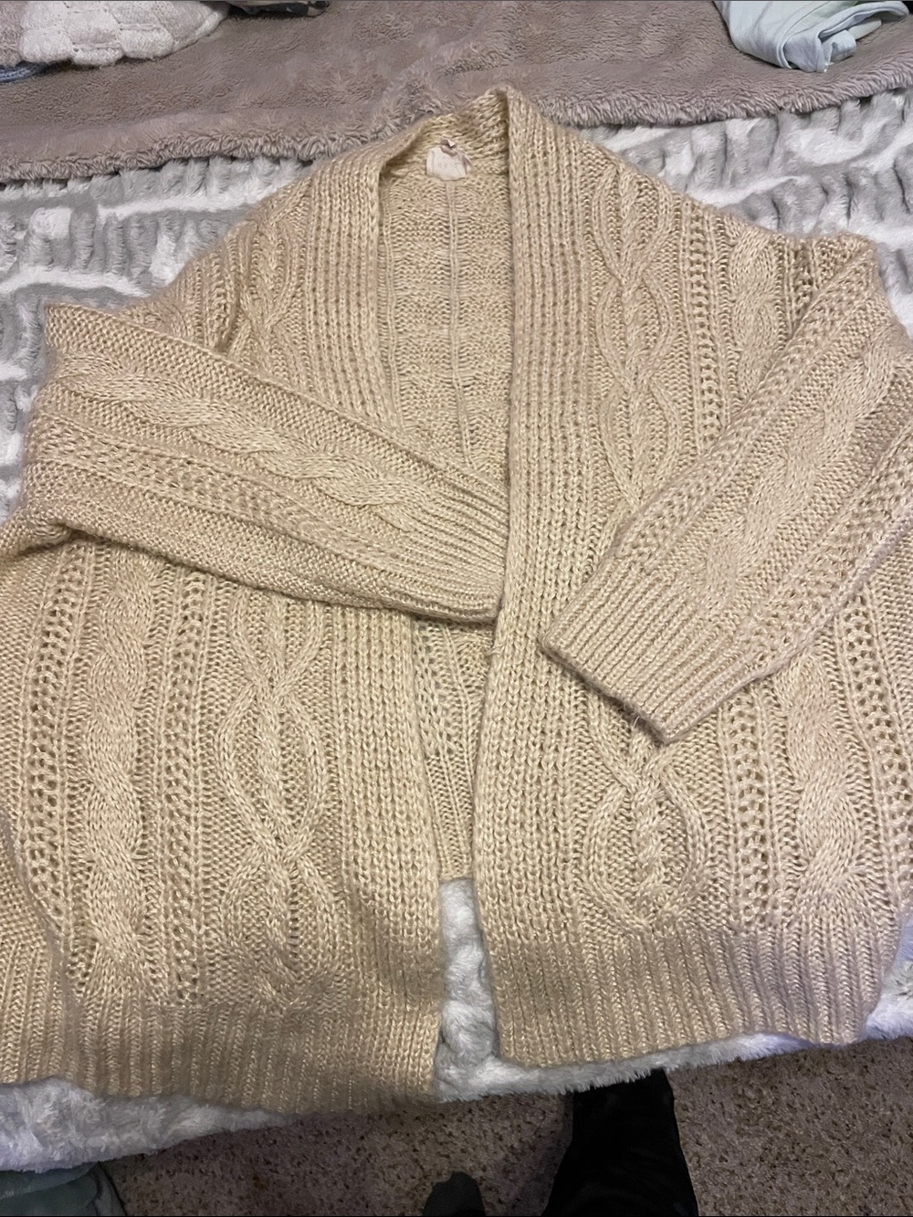 1.4.3. Story by Line Up Cream Cable Knit Cardigan